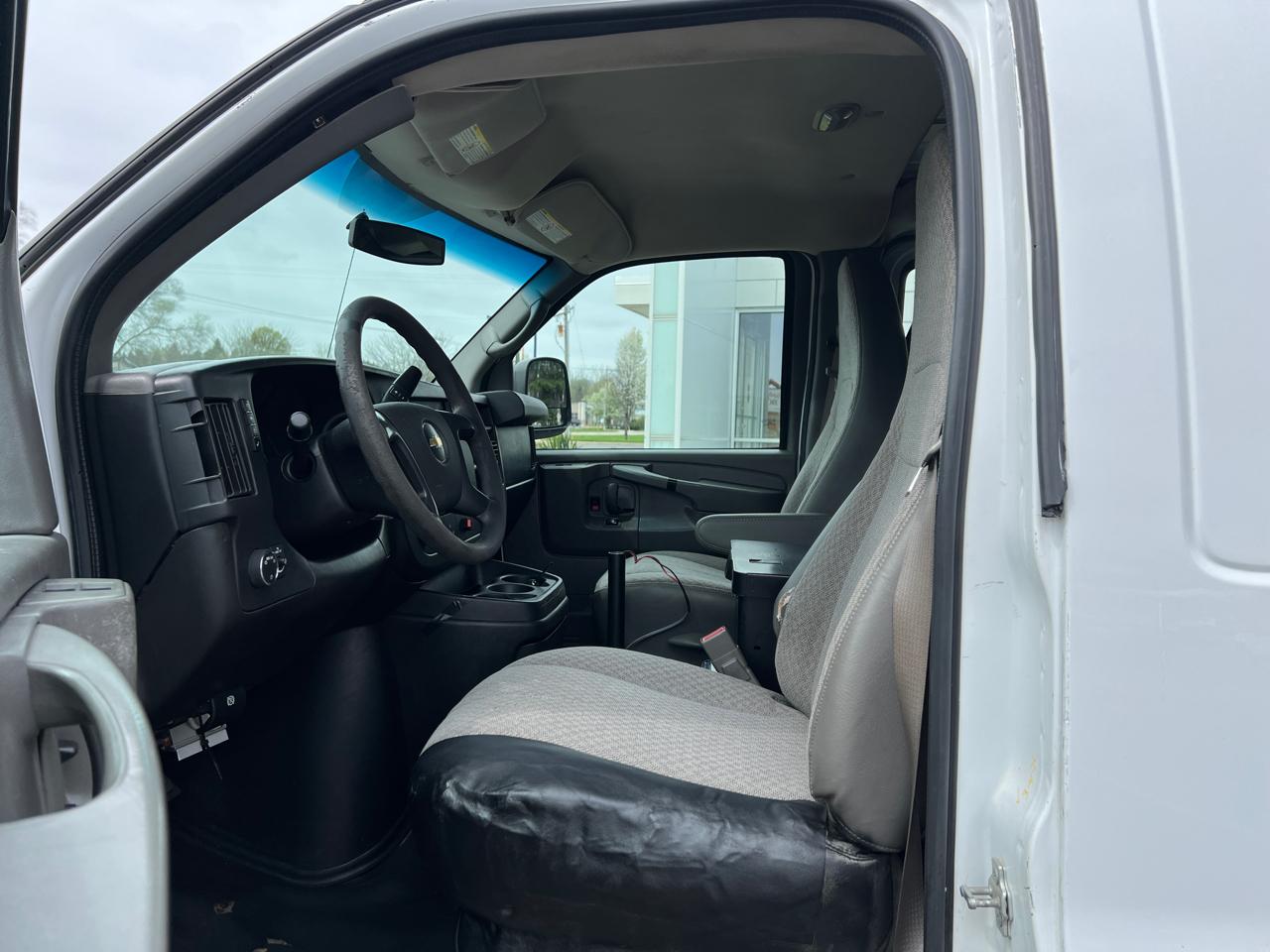 Chevrolet Express 2500 Cargo FFV 2015