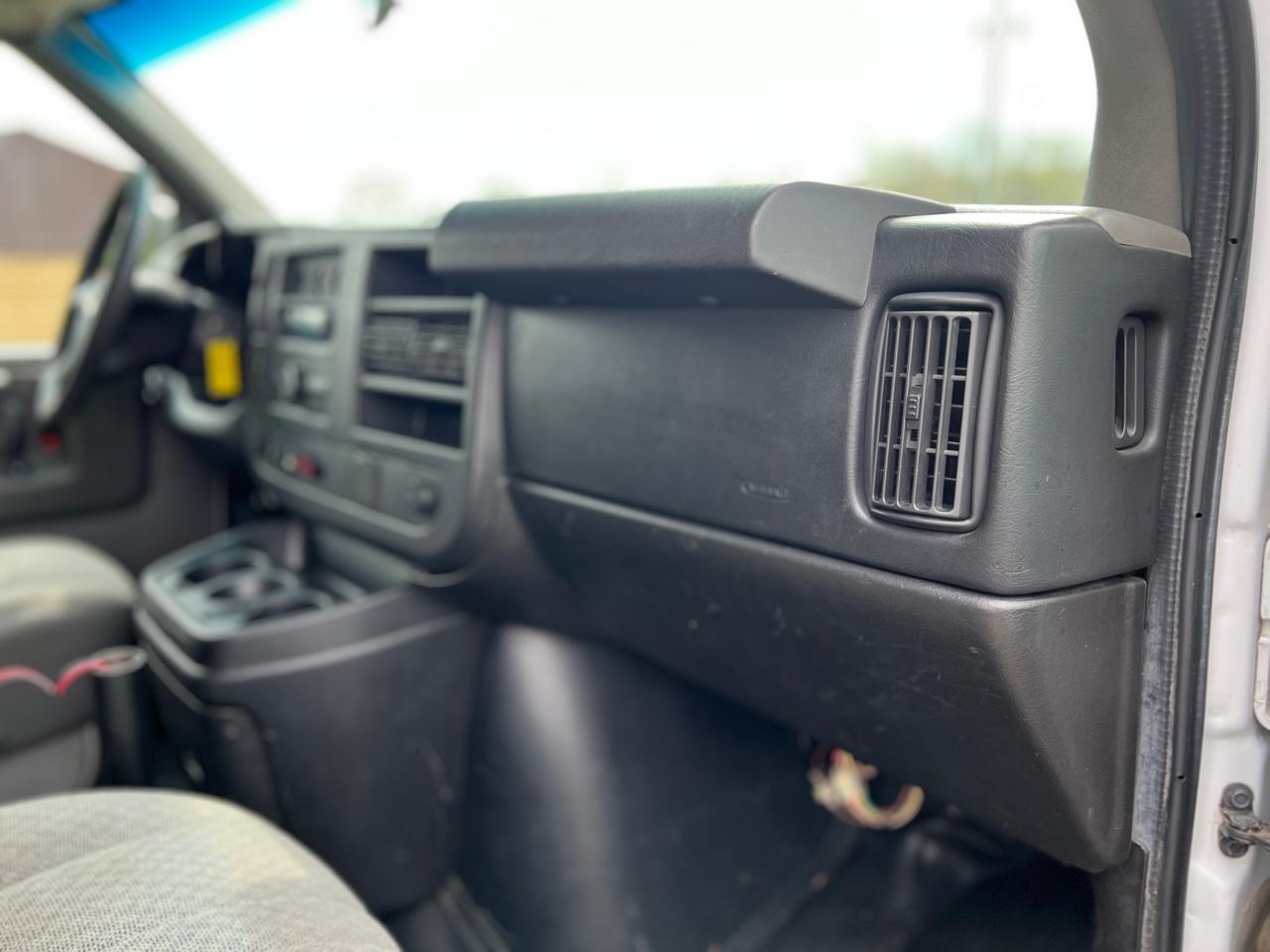 Chevrolet Express 2500 Cargo FFV 2015