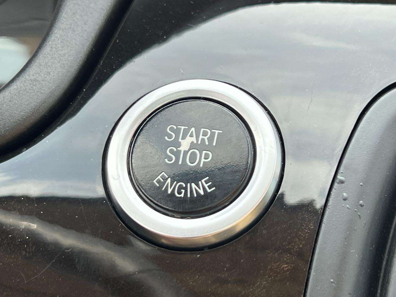 BMW 5-Series 535xi 2011