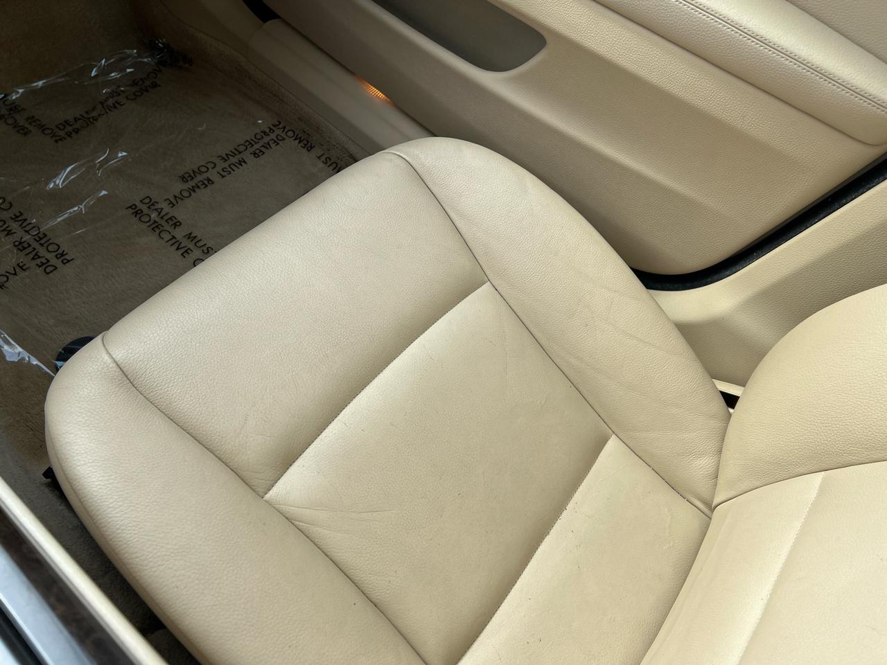 BMW 5-Series 535xi 2011