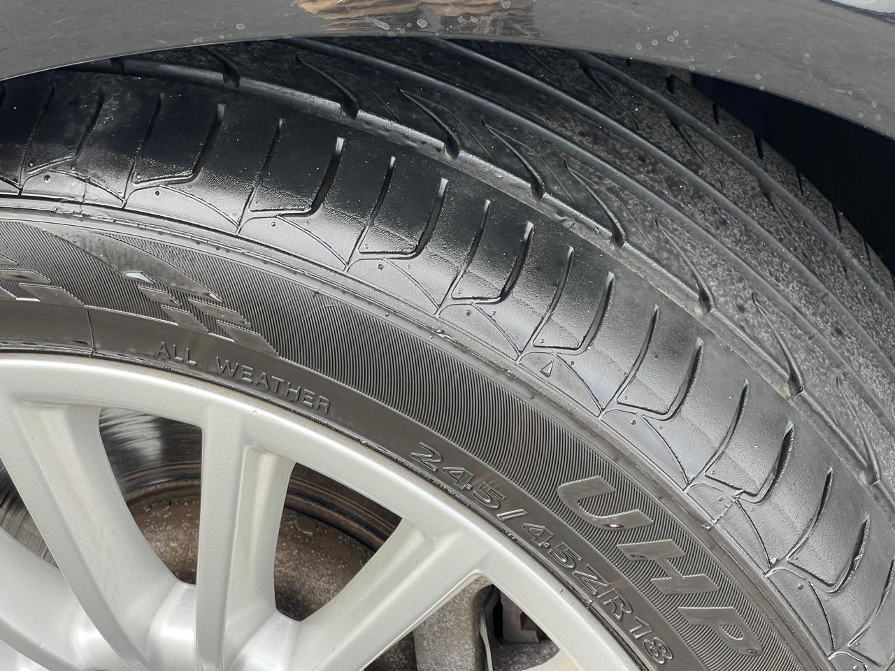 BMW 5-Series 535xi 2011