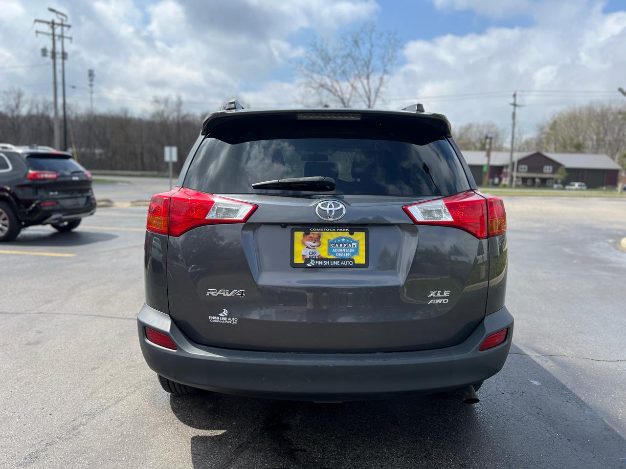 Toyota RAV4 XLE AWD 2013