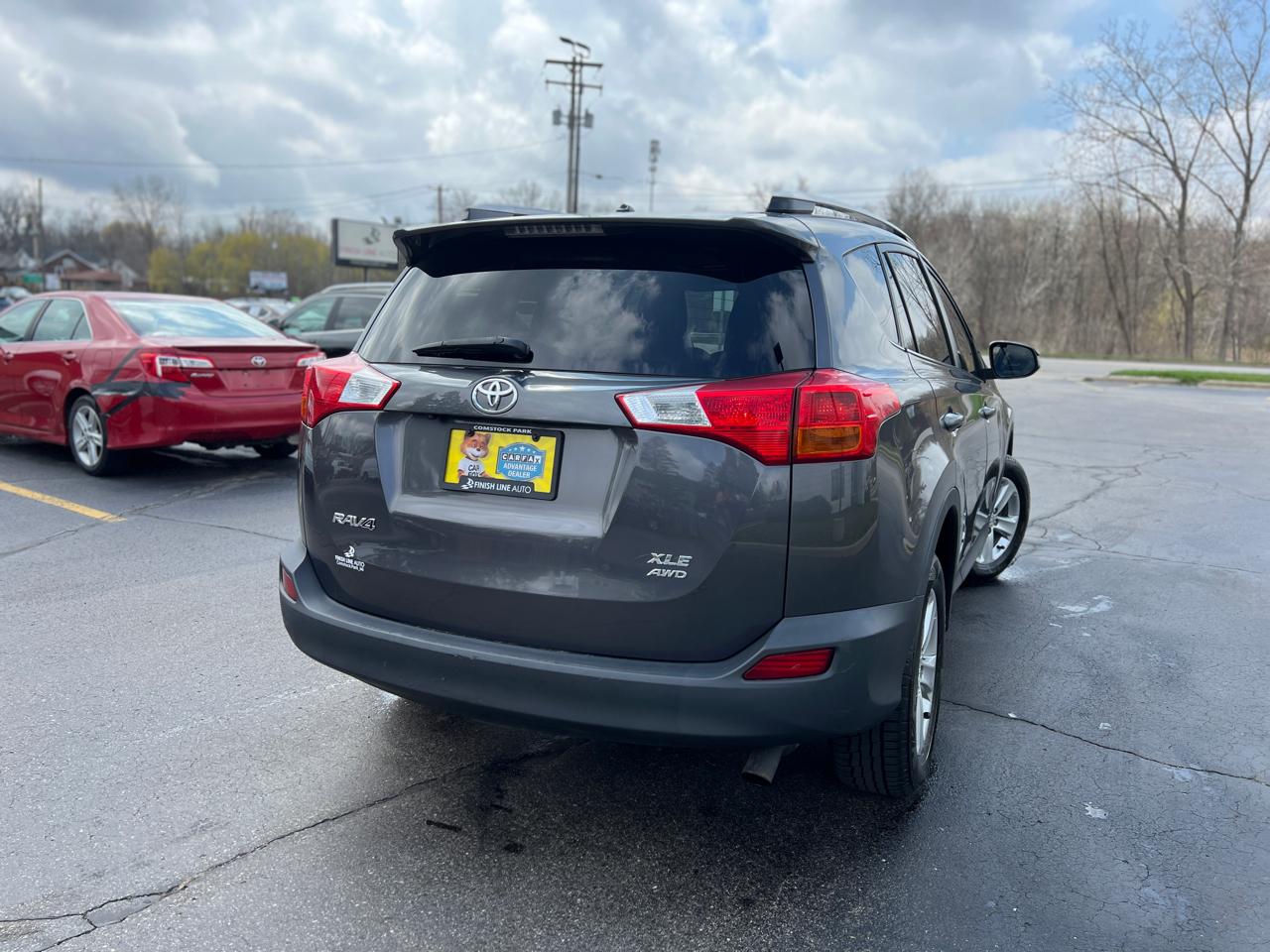Toyota RAV4 XLE AWD 2013