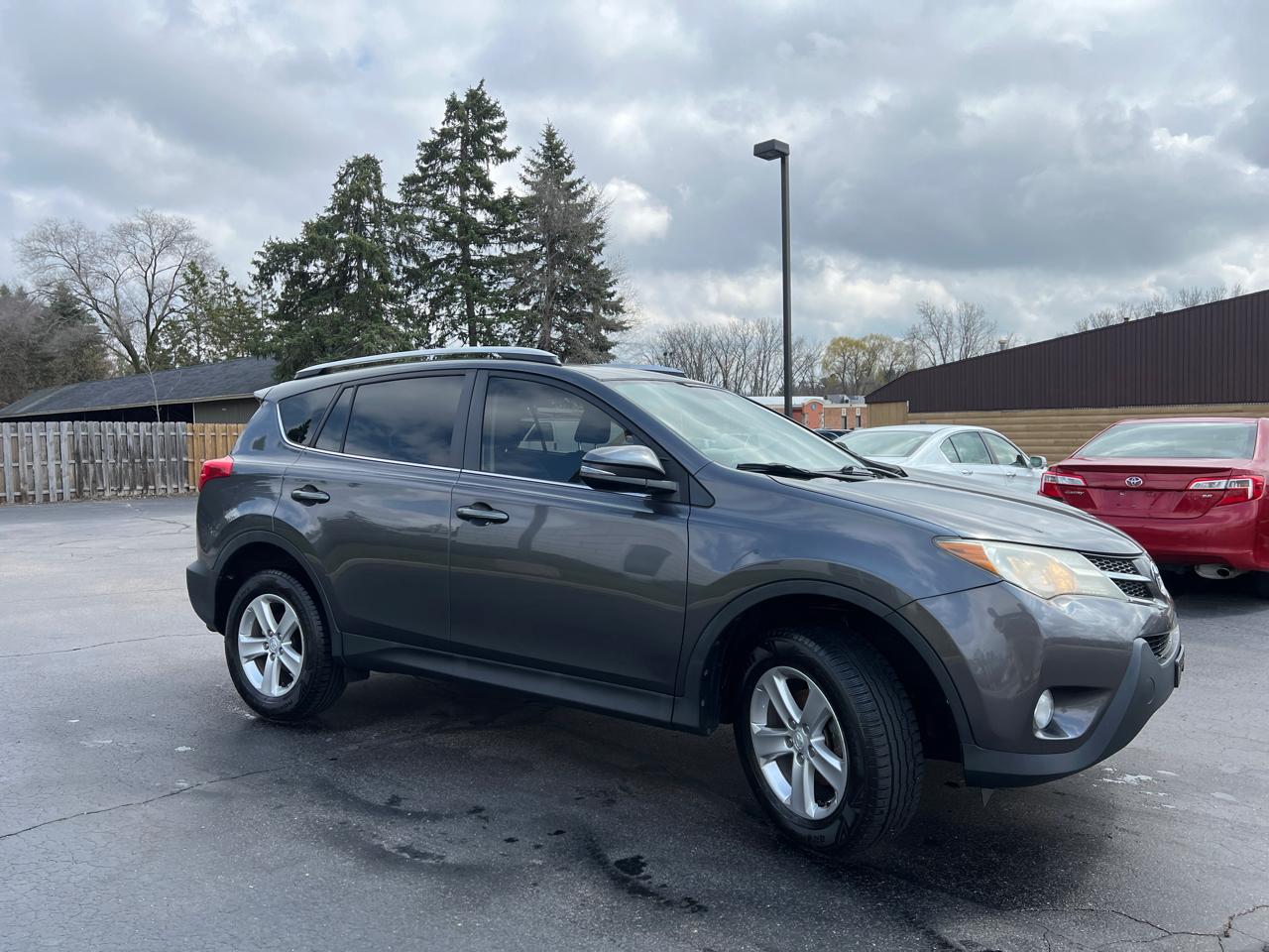Toyota RAV4 XLE AWD 2013