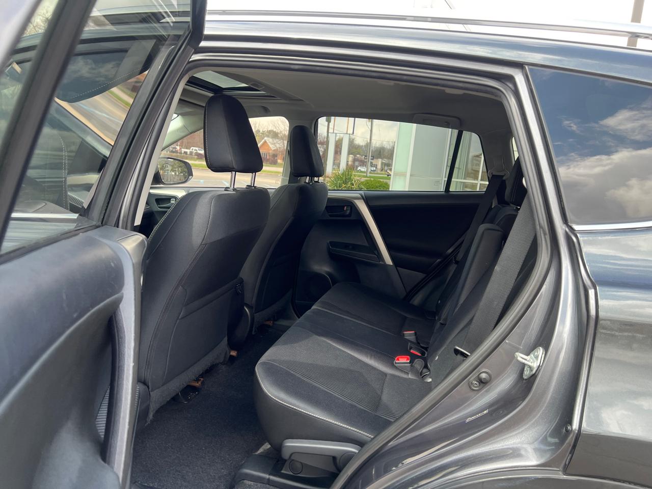 Toyota RAV4 XLE AWD 2013