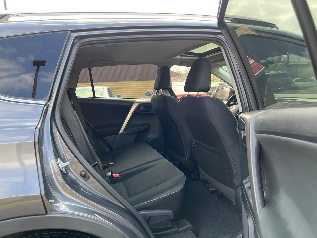 Toyota RAV4 XLE AWD 2013