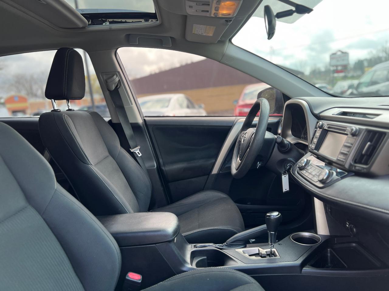 Toyota RAV4 XLE AWD 2013