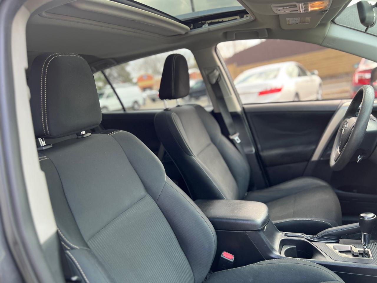 Toyota RAV4 XLE AWD 2013