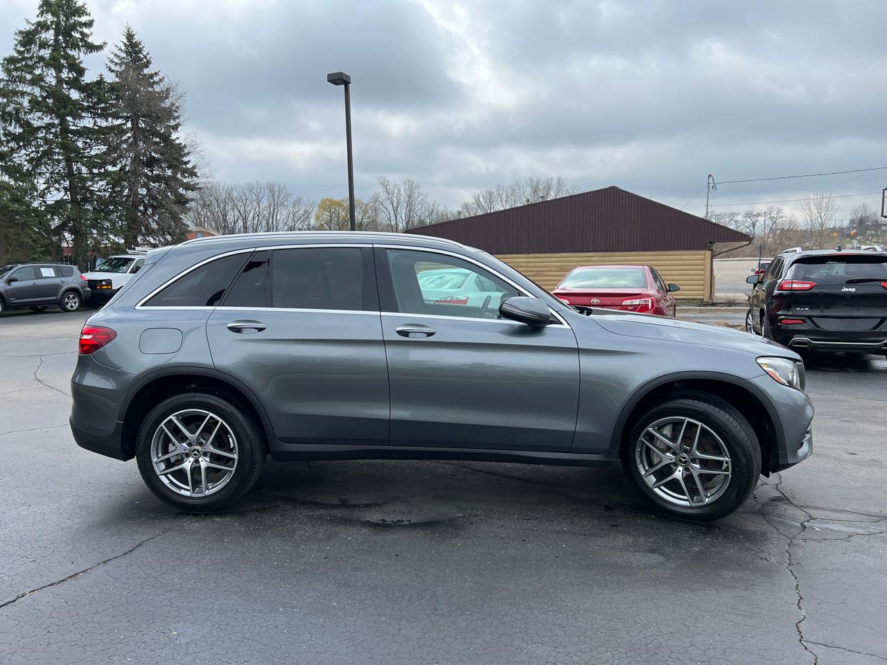 Mercedes-Benz GLC-Class GLC300 4MATIC 2019