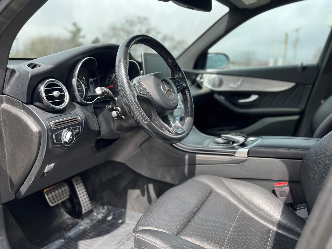Mercedes-Benz GLC-Class GLC300 4MATIC 2019