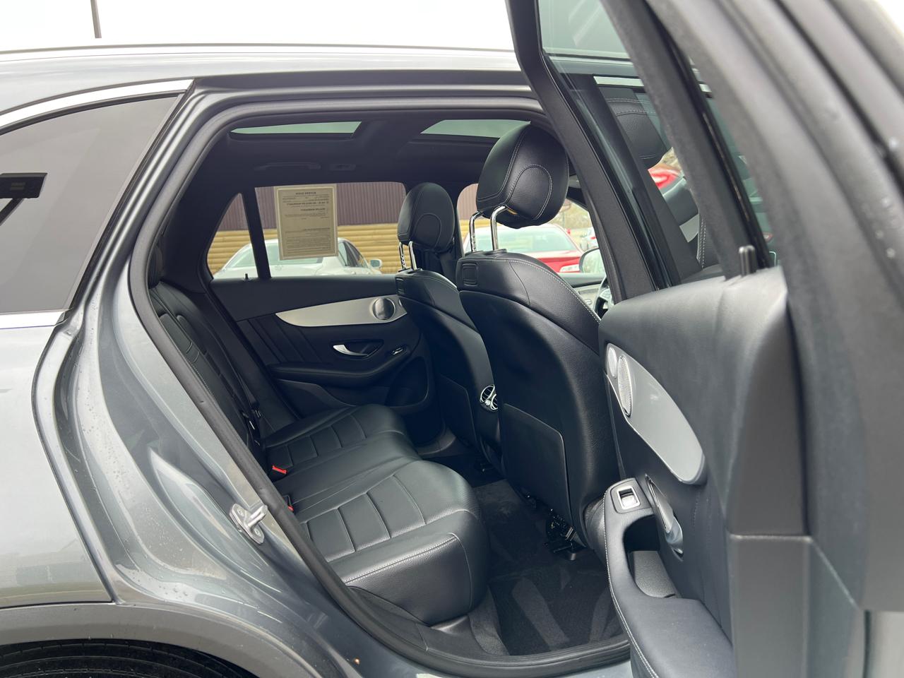 Mercedes-Benz GLC-Class GLC300 4MATIC 2019