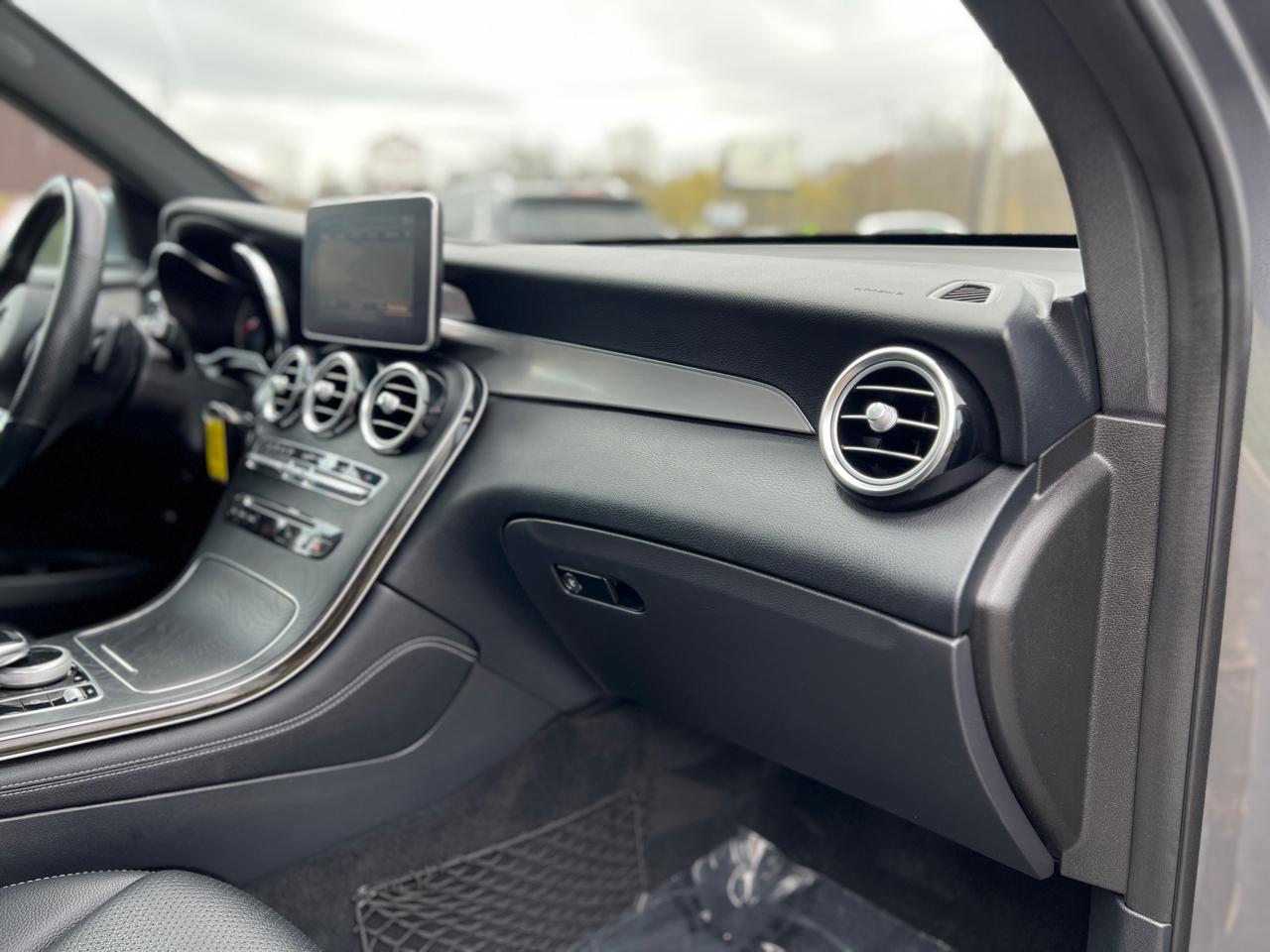 Mercedes-Benz GLC-Class GLC300 4MATIC 2019