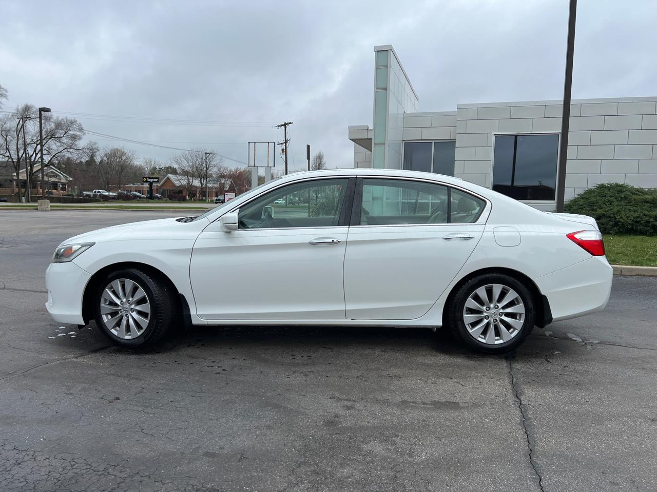 Honda Accord EX sedan 2013