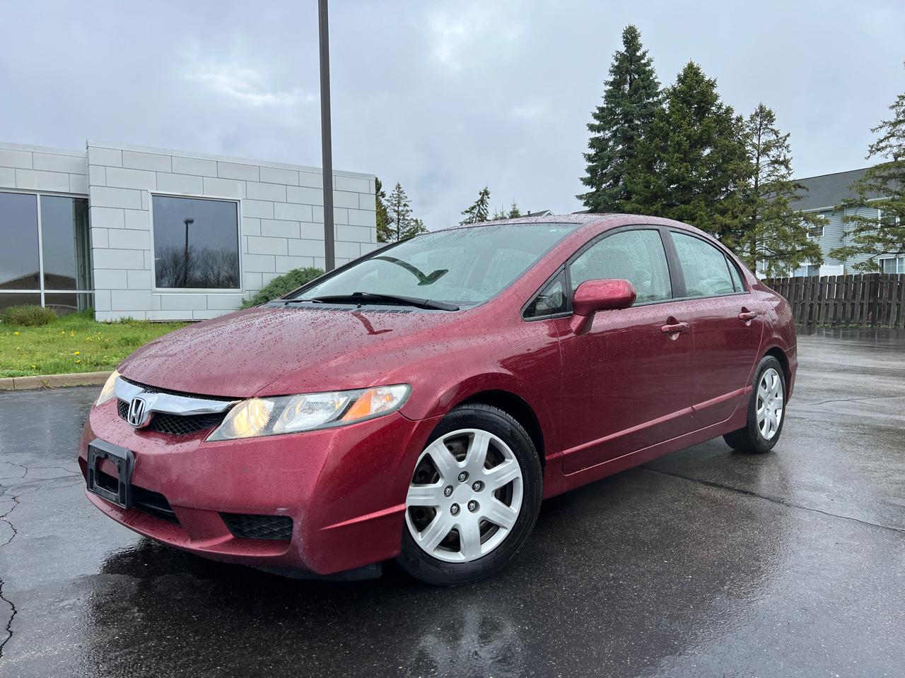 Honda Civic LX Sedan 5-Speed AT 2009