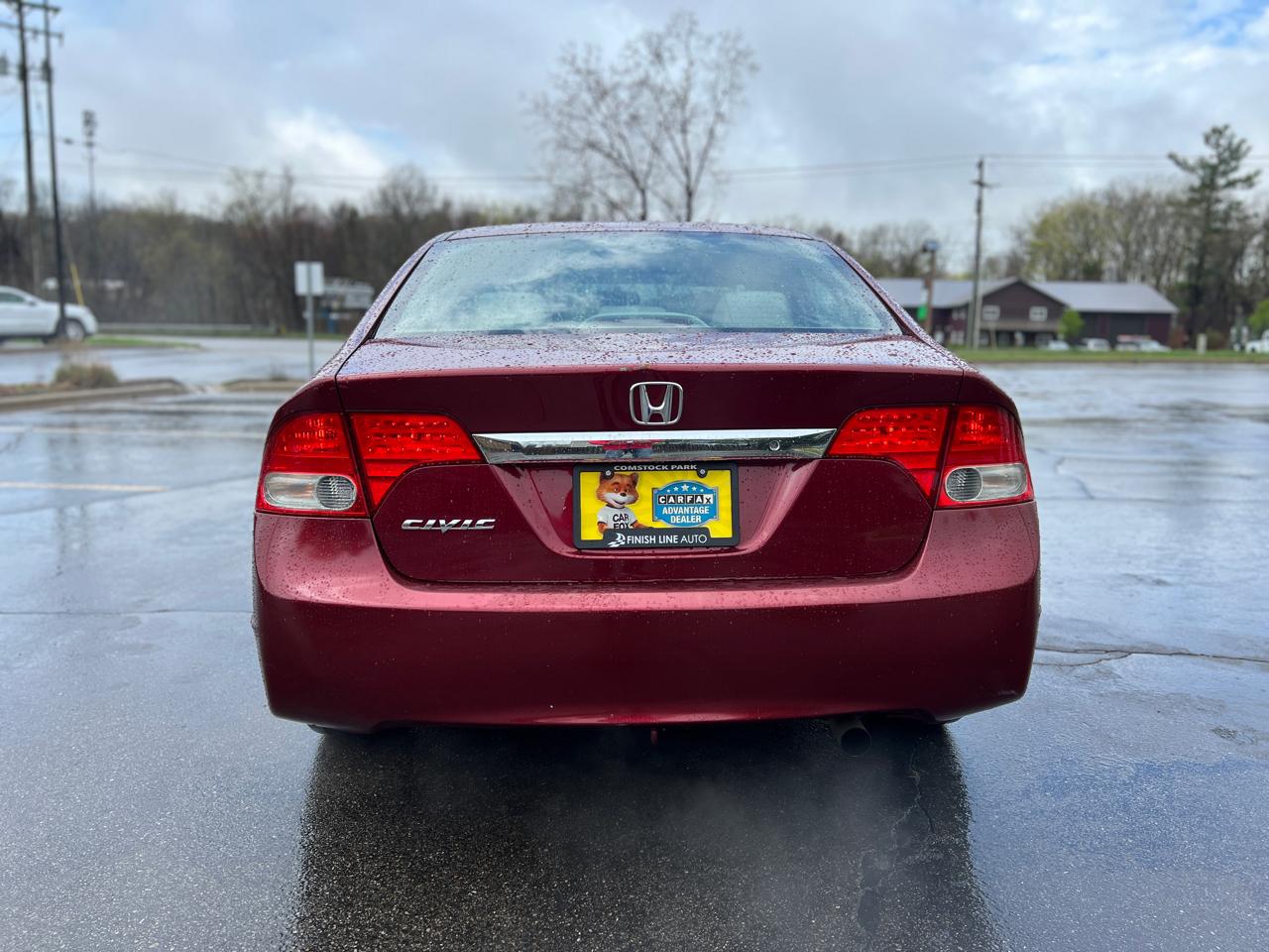 Honda Civic LX Sedan 5-Speed AT 2009