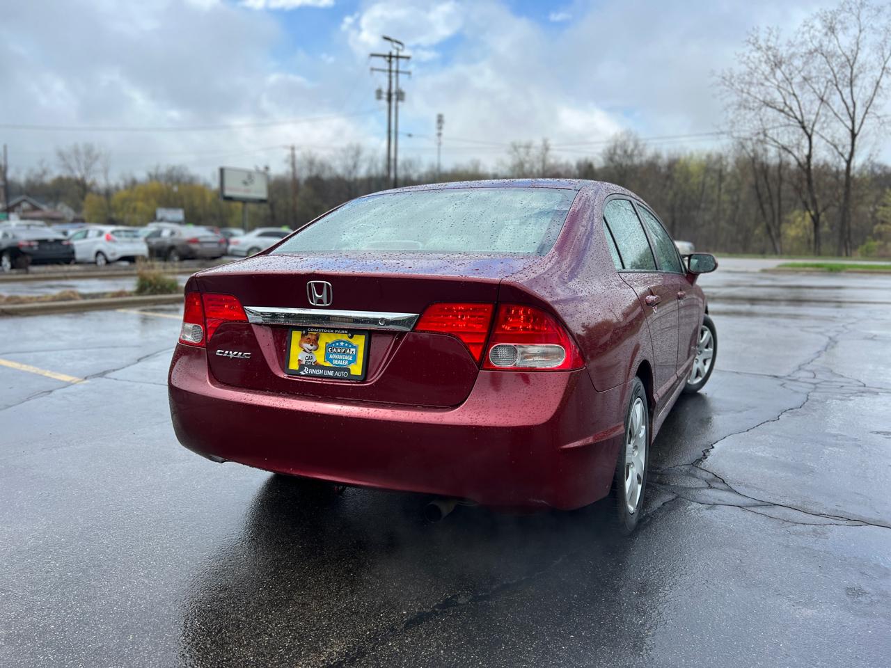 Honda Civic LX Sedan 5-Speed AT 2009