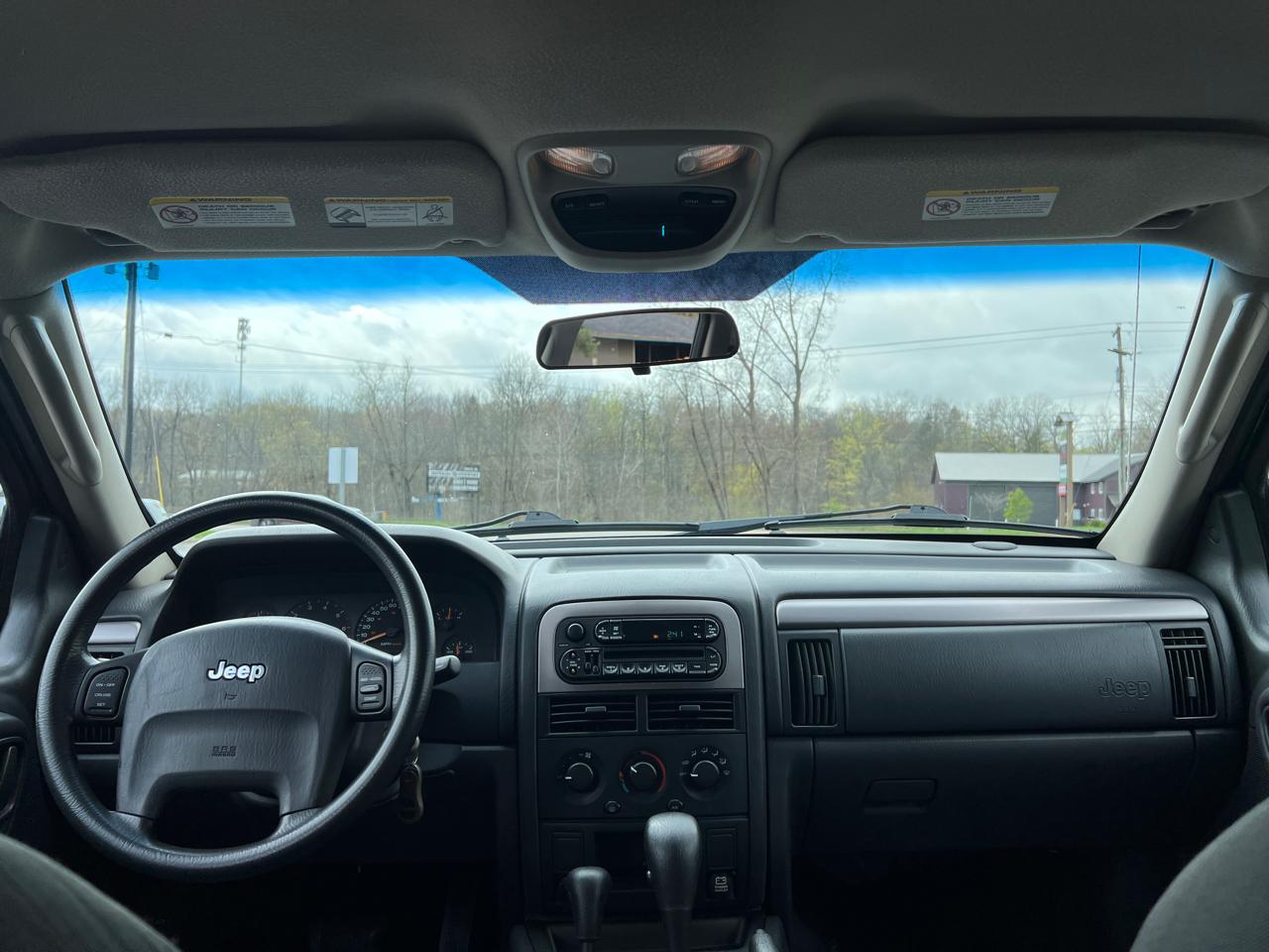 Jeep Grand Cherokee Laredo 4x4 2004