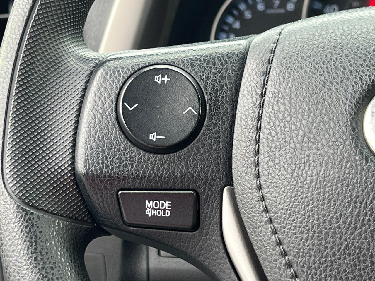 Toyota RAV4 LE AWD 2016