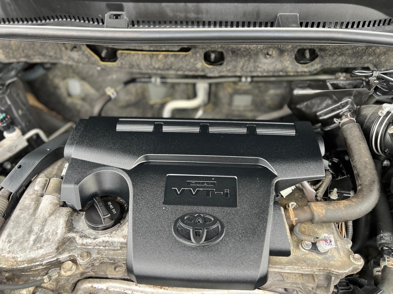 Toyota RAV4 LE AWD 2016