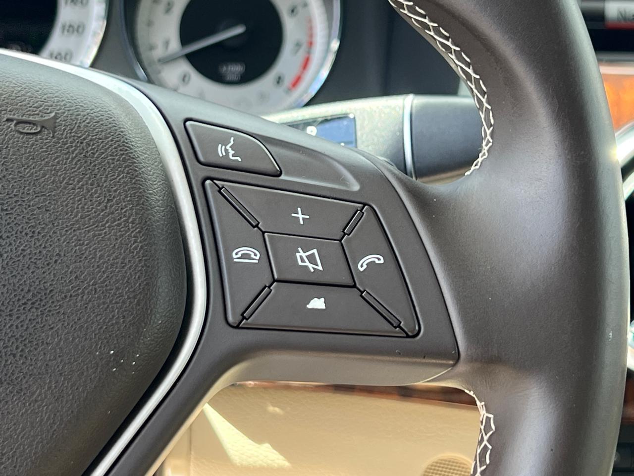 Mercedes-Benz GLK-Class GLK350 4MATIC 2013