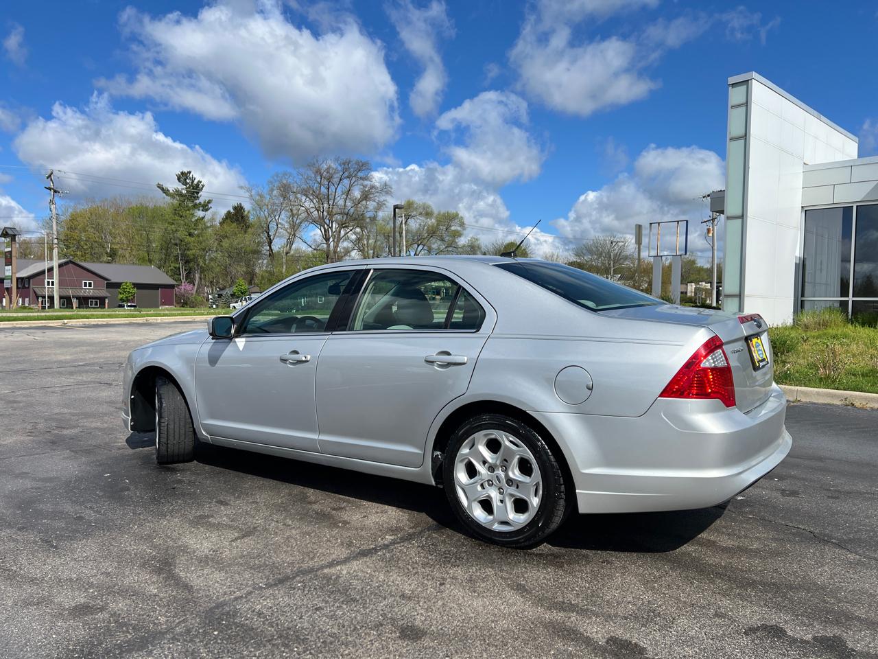 Ford Fusion SE 2010