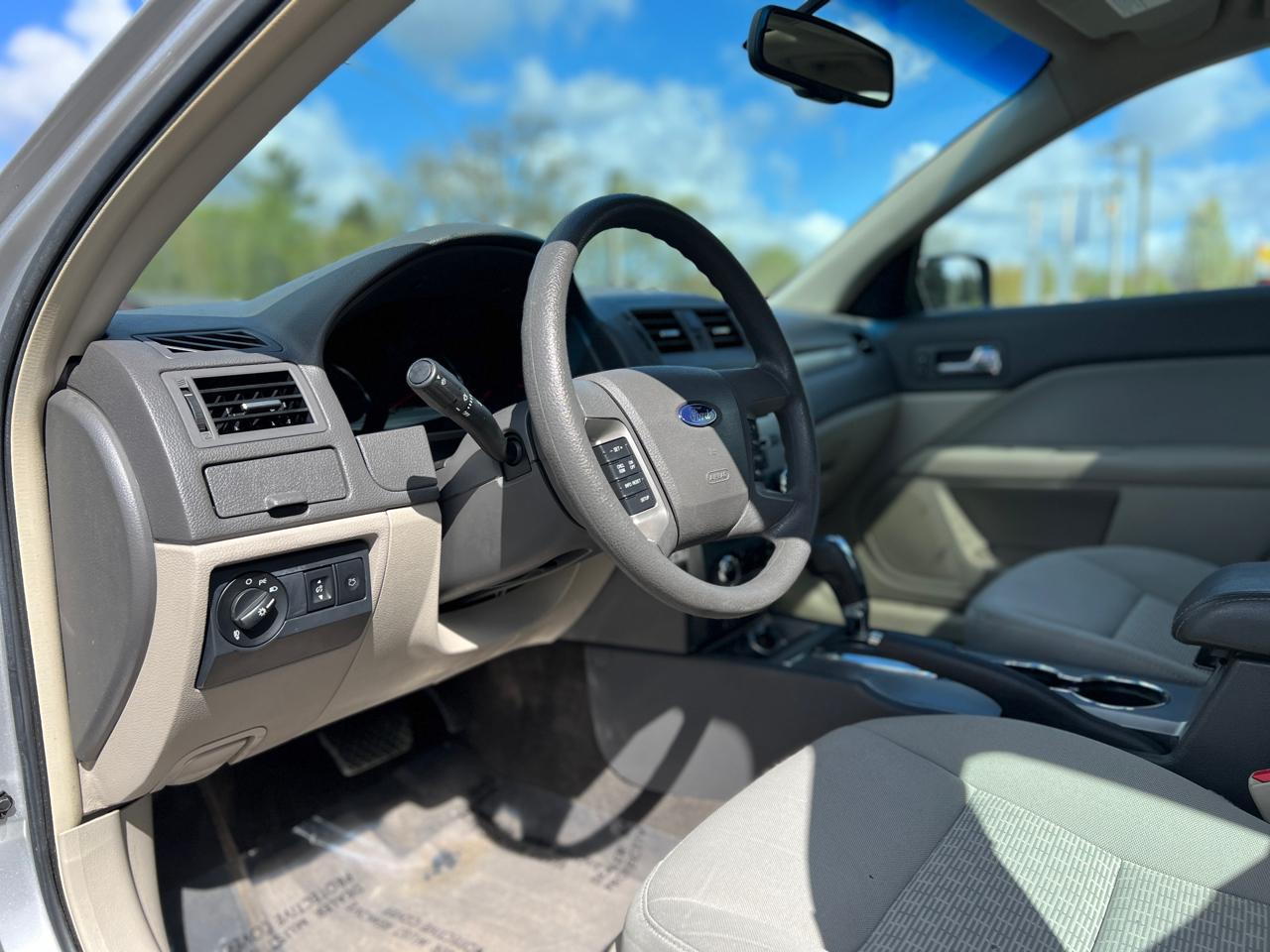 Ford Fusion SE 2010