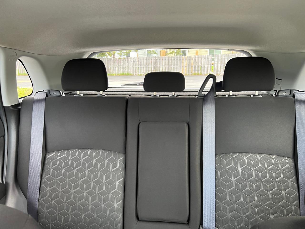 Mitsubishi Outlander Sport  2021