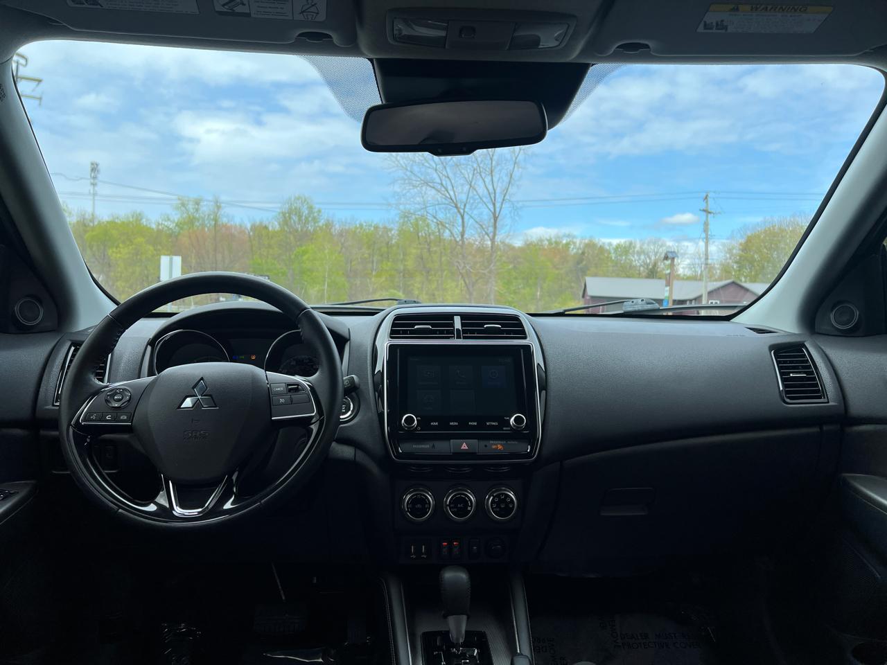 Mitsubishi Outlander Sport  2021