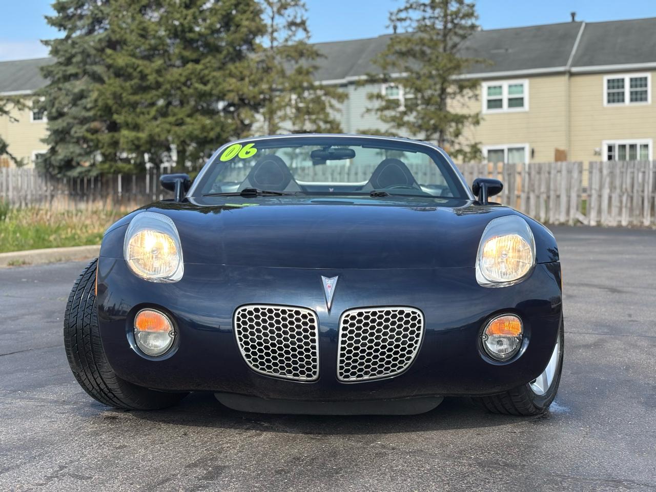 Pontiac Solstice Roadster 2006