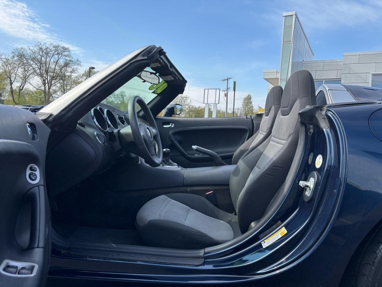 Pontiac Solstice Roadster 2006