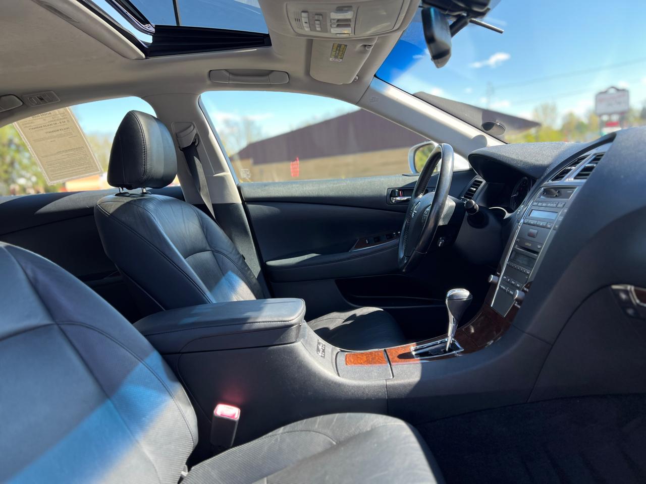 Lexus ES 350 Sedan 2010