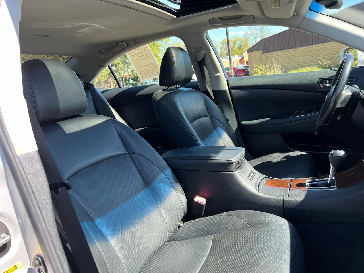 Lexus ES 350 Sedan 2010