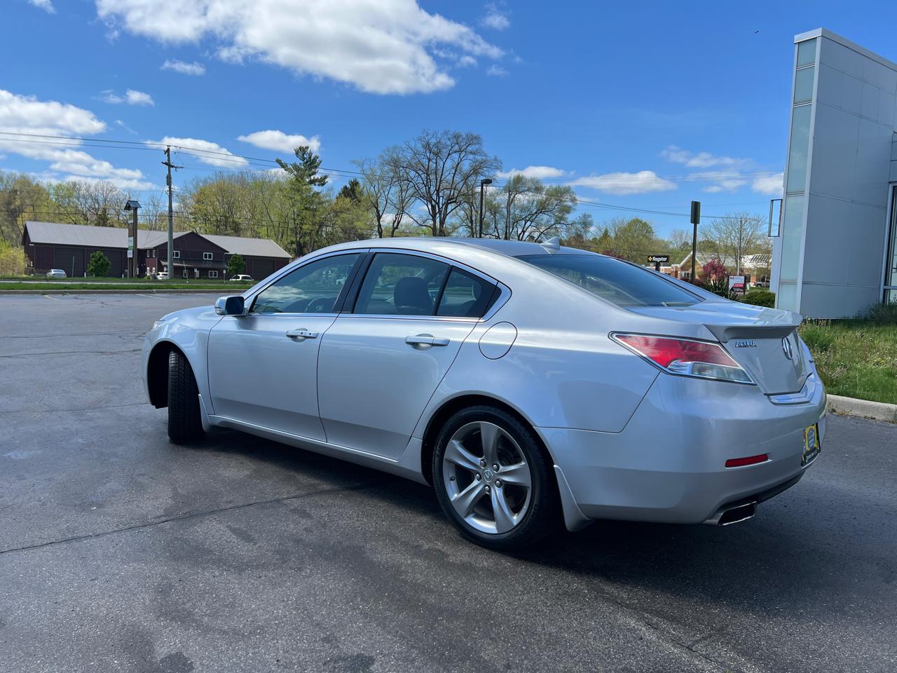 Acura TL 6-Speed AT SH-AWD with Tech Package and HPT 2012