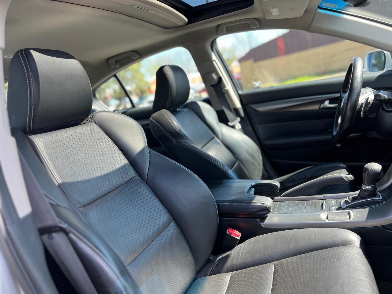 Acura TL 6-Speed AT SH-AWD with Tech Package and HPT 2012