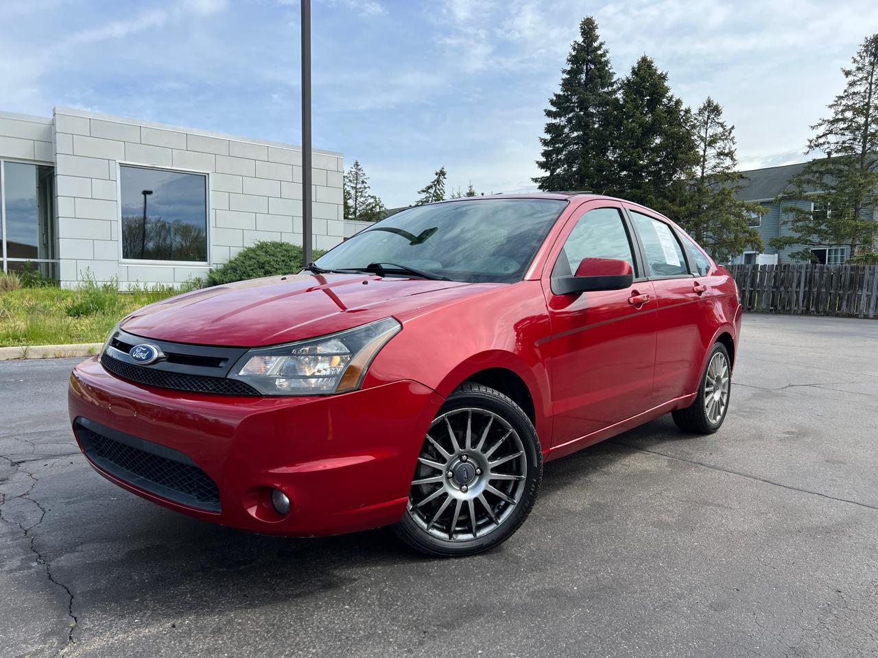 Ford Focus SES Sedan 2011
