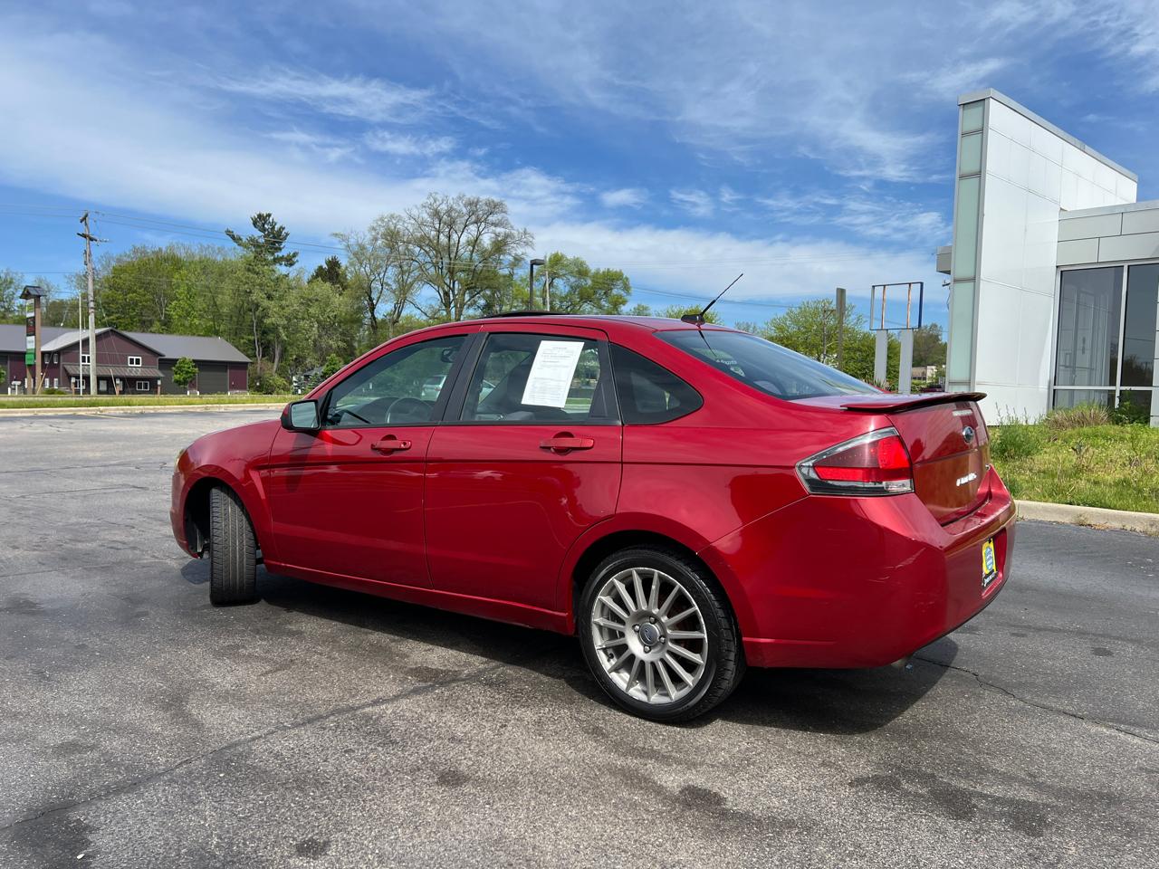 Ford Focus SES Sedan 2011