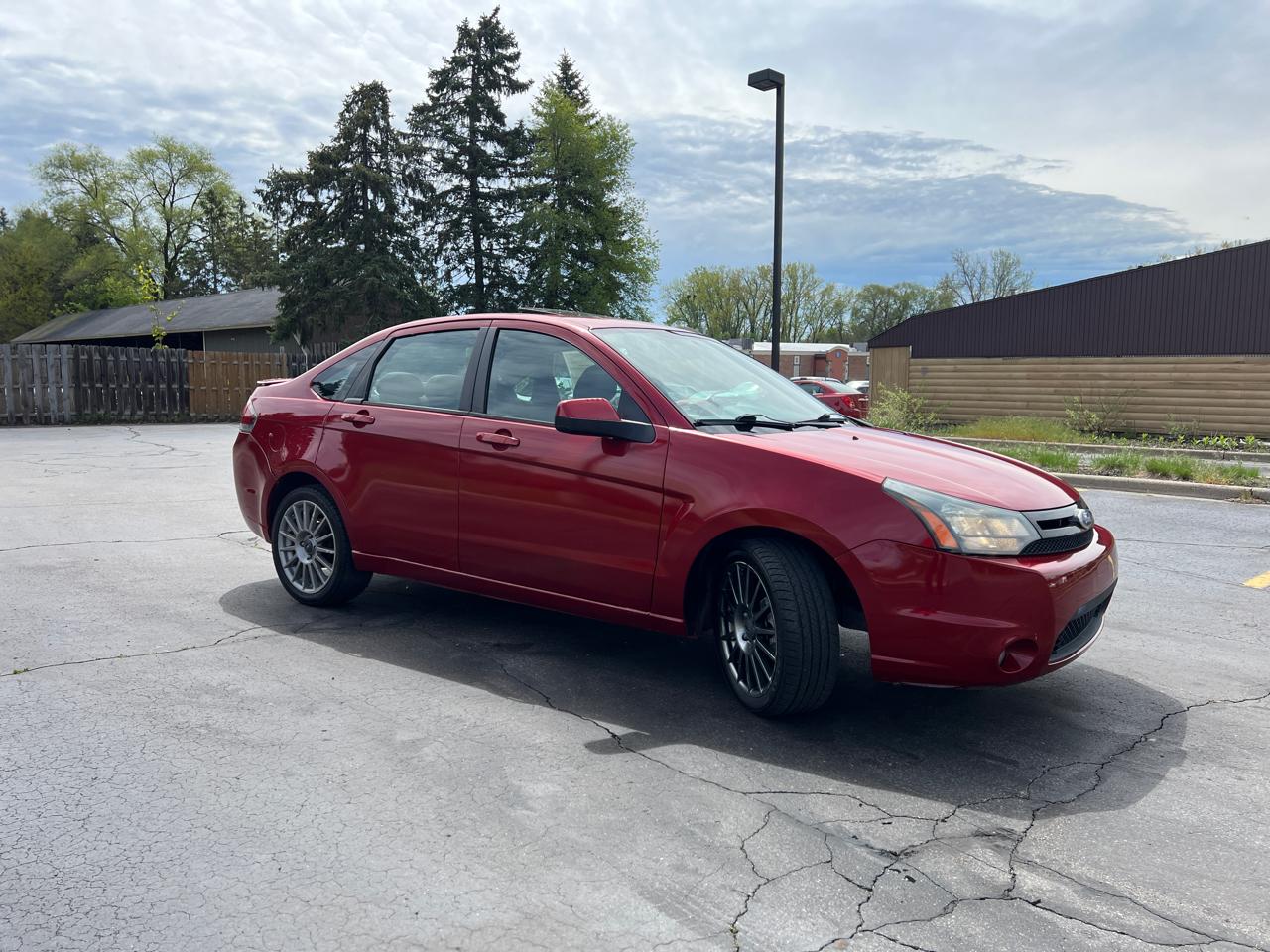 Ford Focus SES Sedan 2011