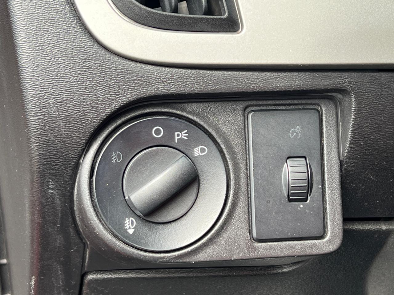 Ford Focus SES Sedan 2011