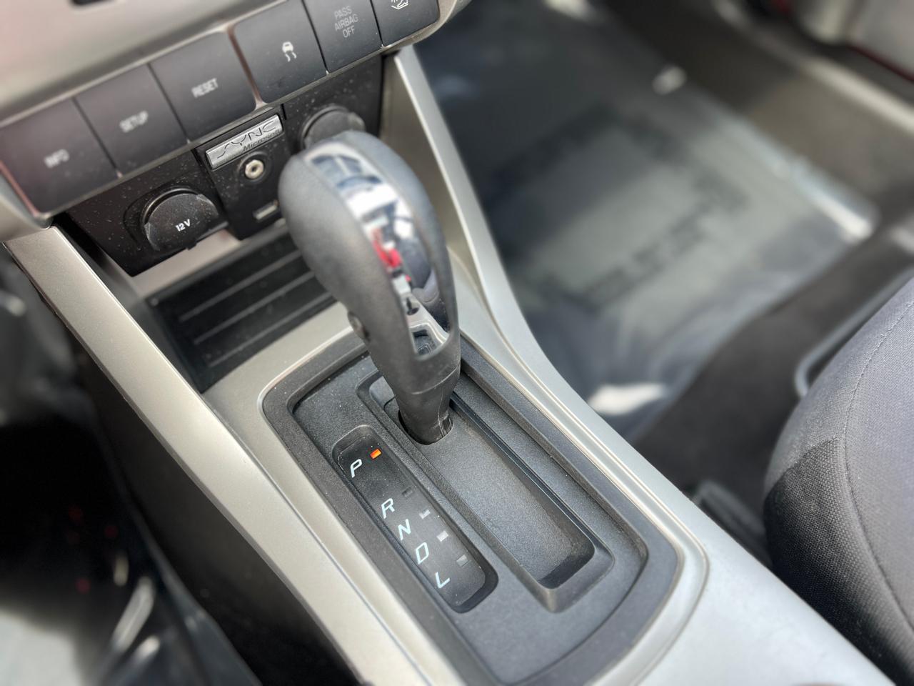 Ford Focus SES Sedan 2011