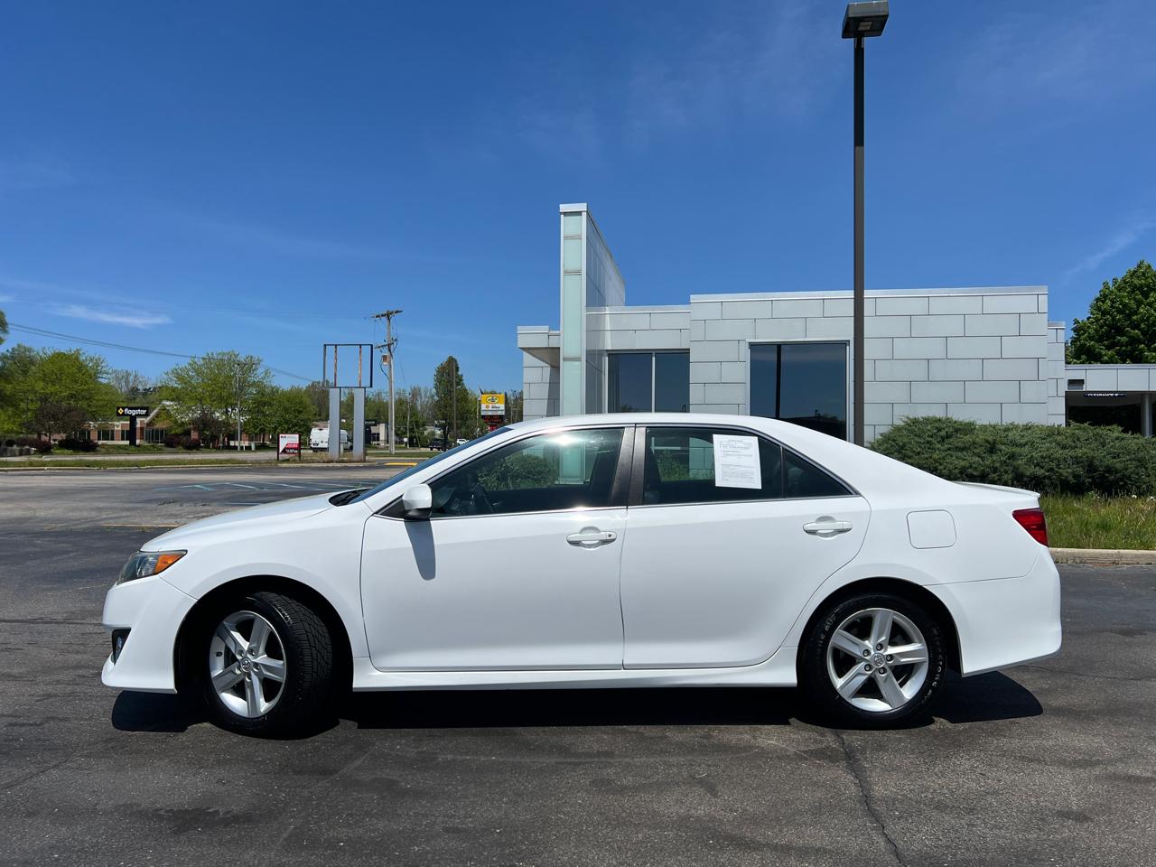 Toyota Camry SE 2013
