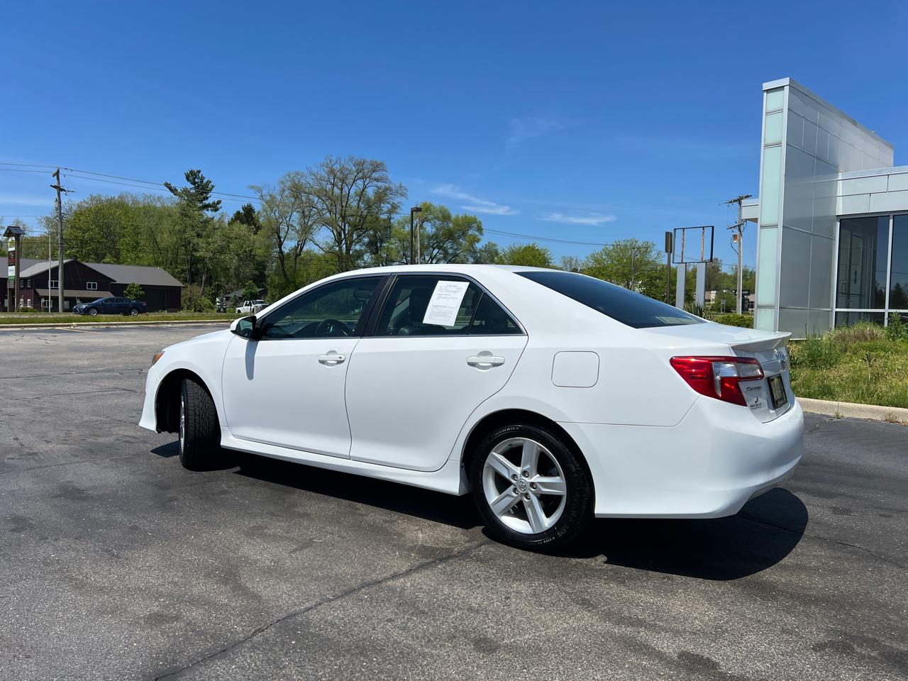 Toyota Camry SE 2013