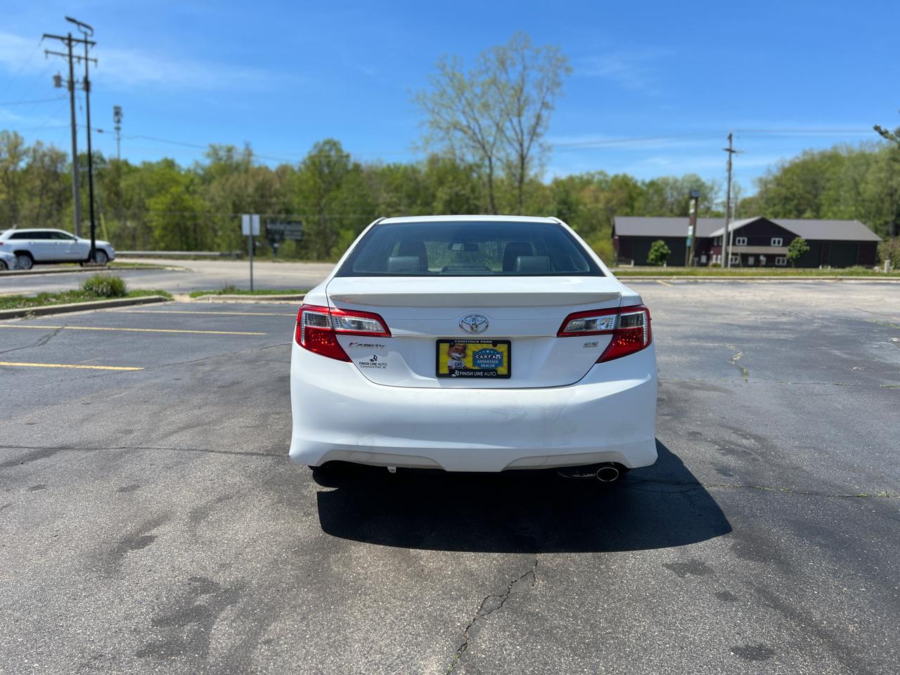 Toyota Camry SE 2013