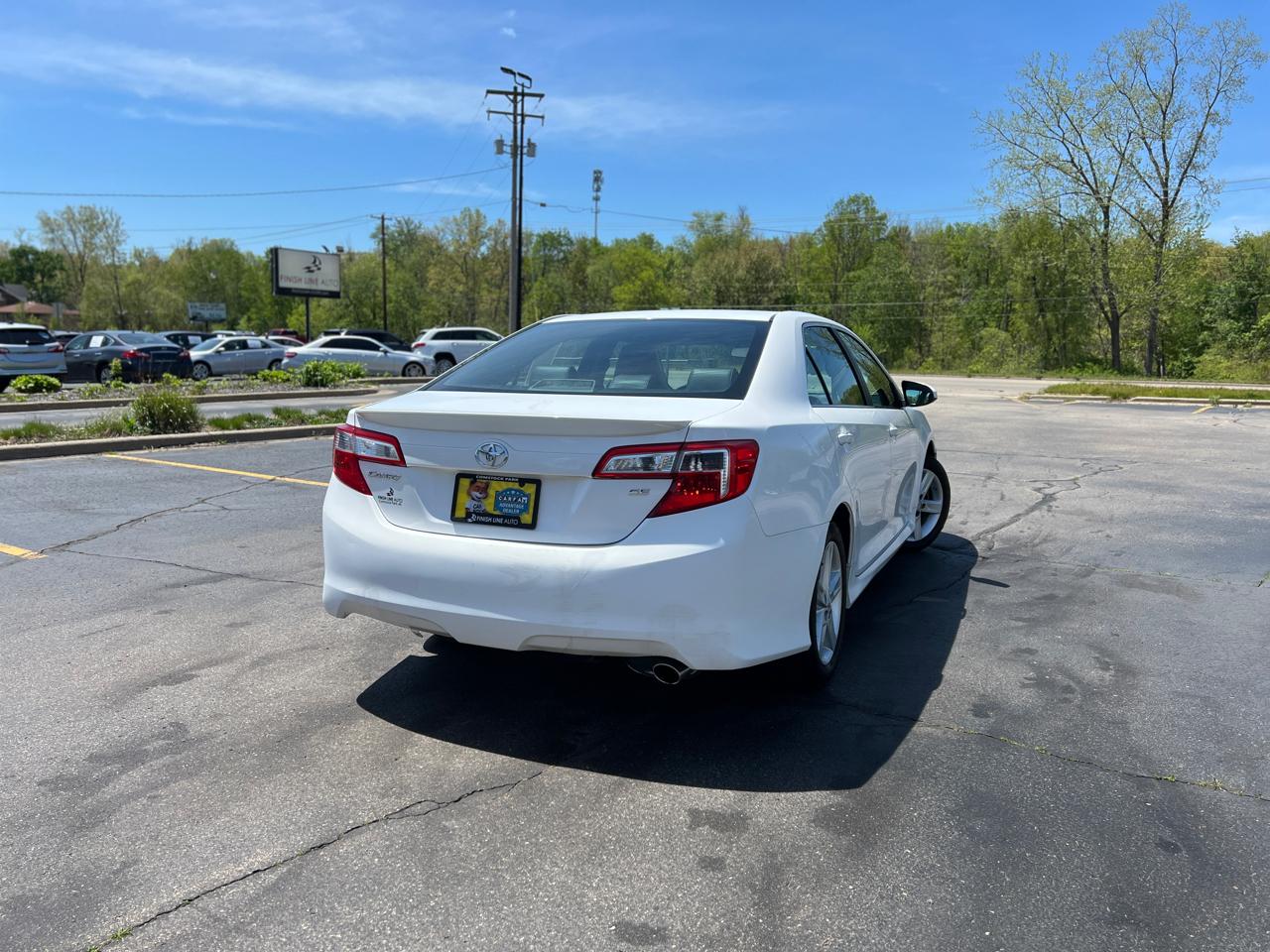 Toyota Camry SE 2013