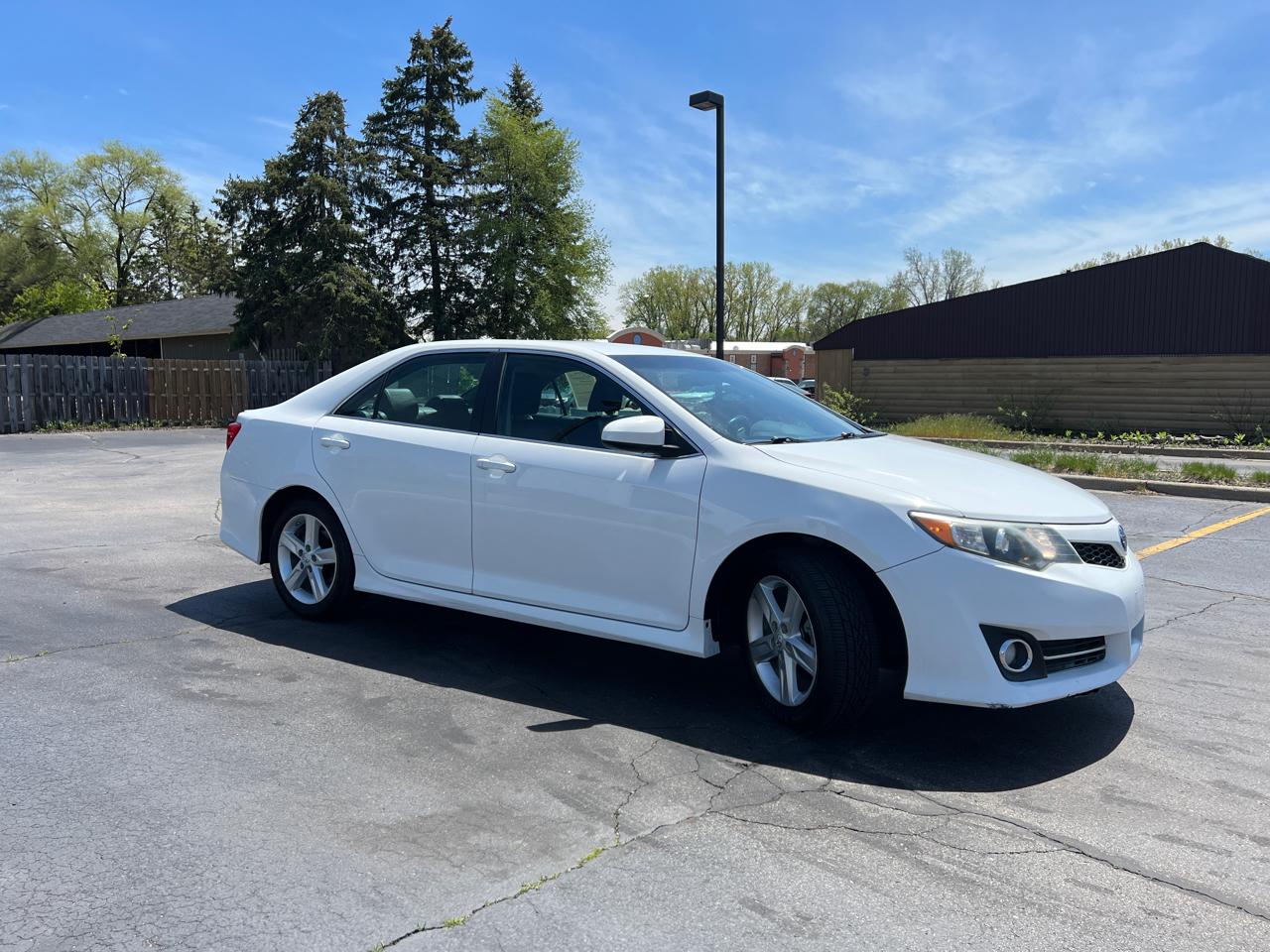 Toyota Camry SE 2013