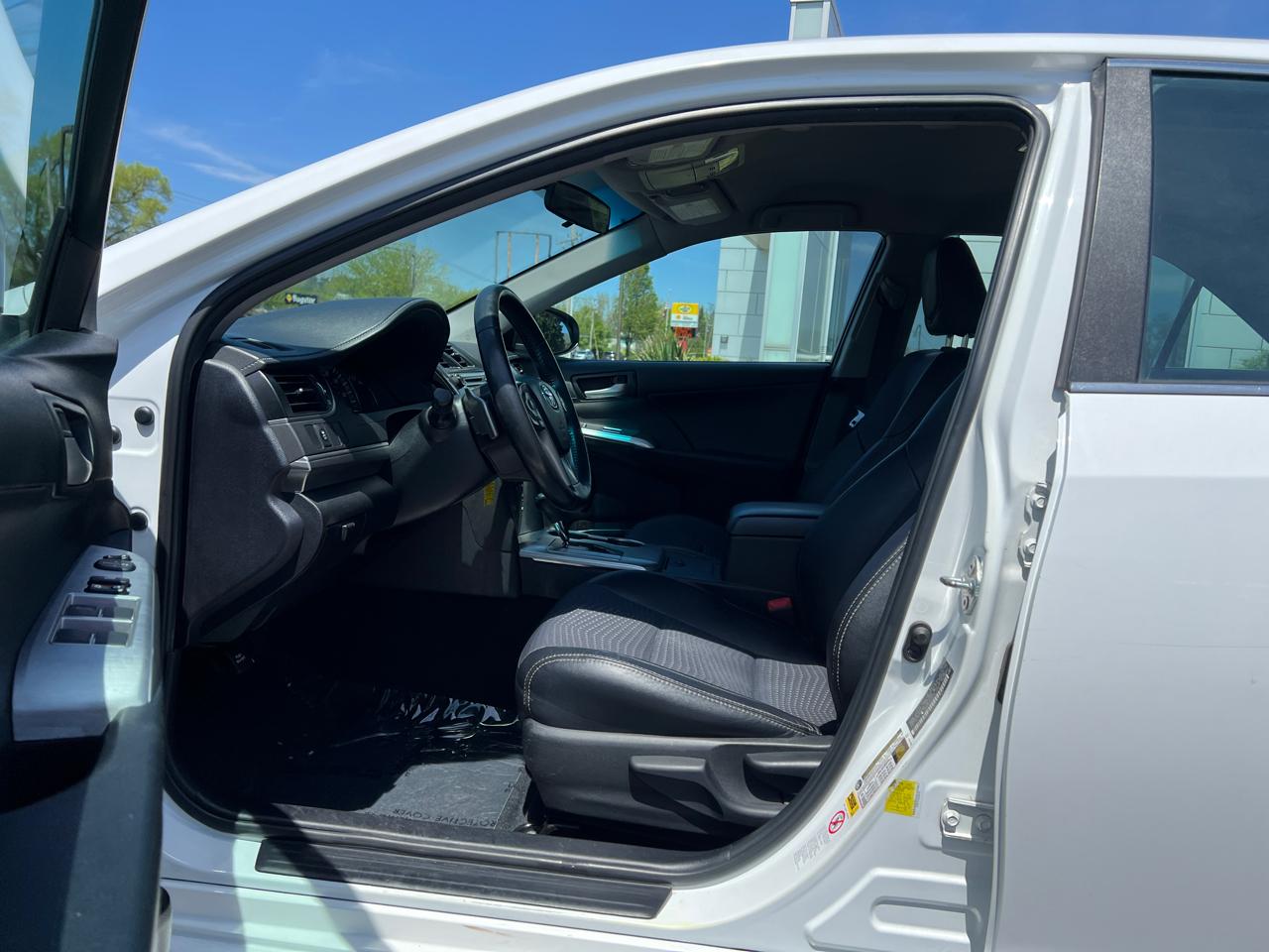 Toyota Camry SE 2013
