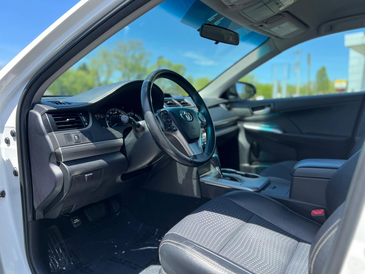 Toyota Camry SE 2013