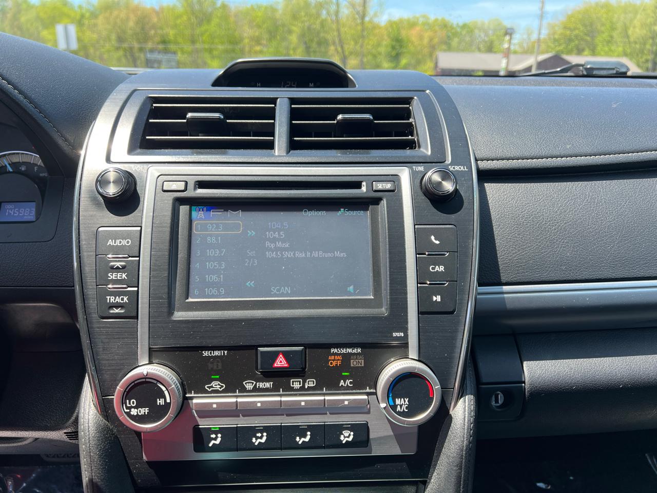 Toyota Camry SE 2013