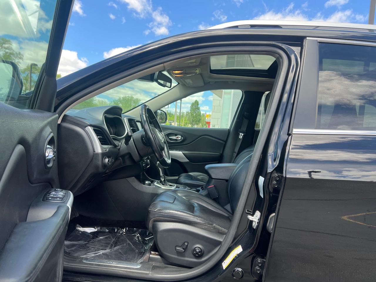 Jeep Cherokee Overland 4WD 2018