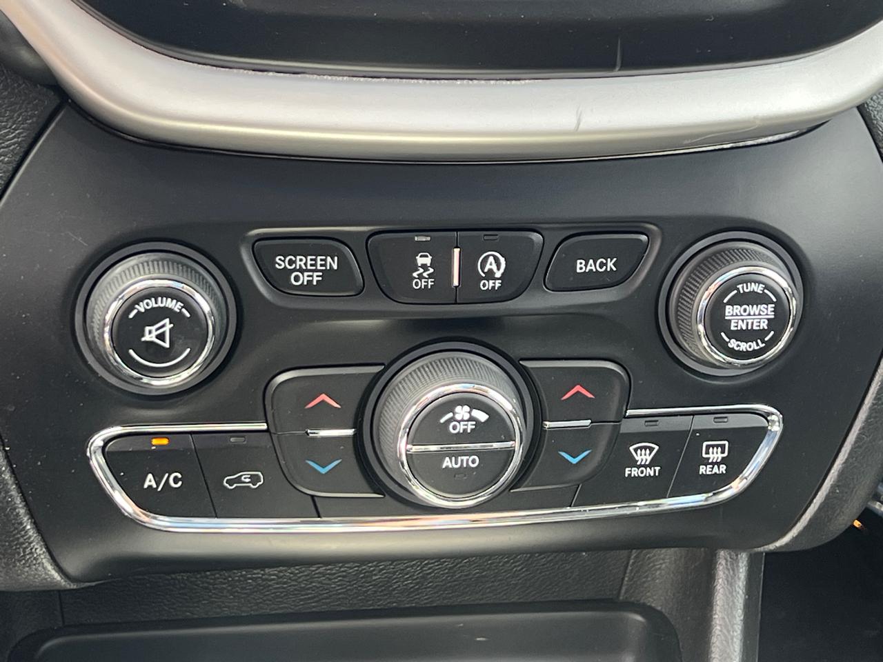 Jeep Cherokee Overland 4WD 2018