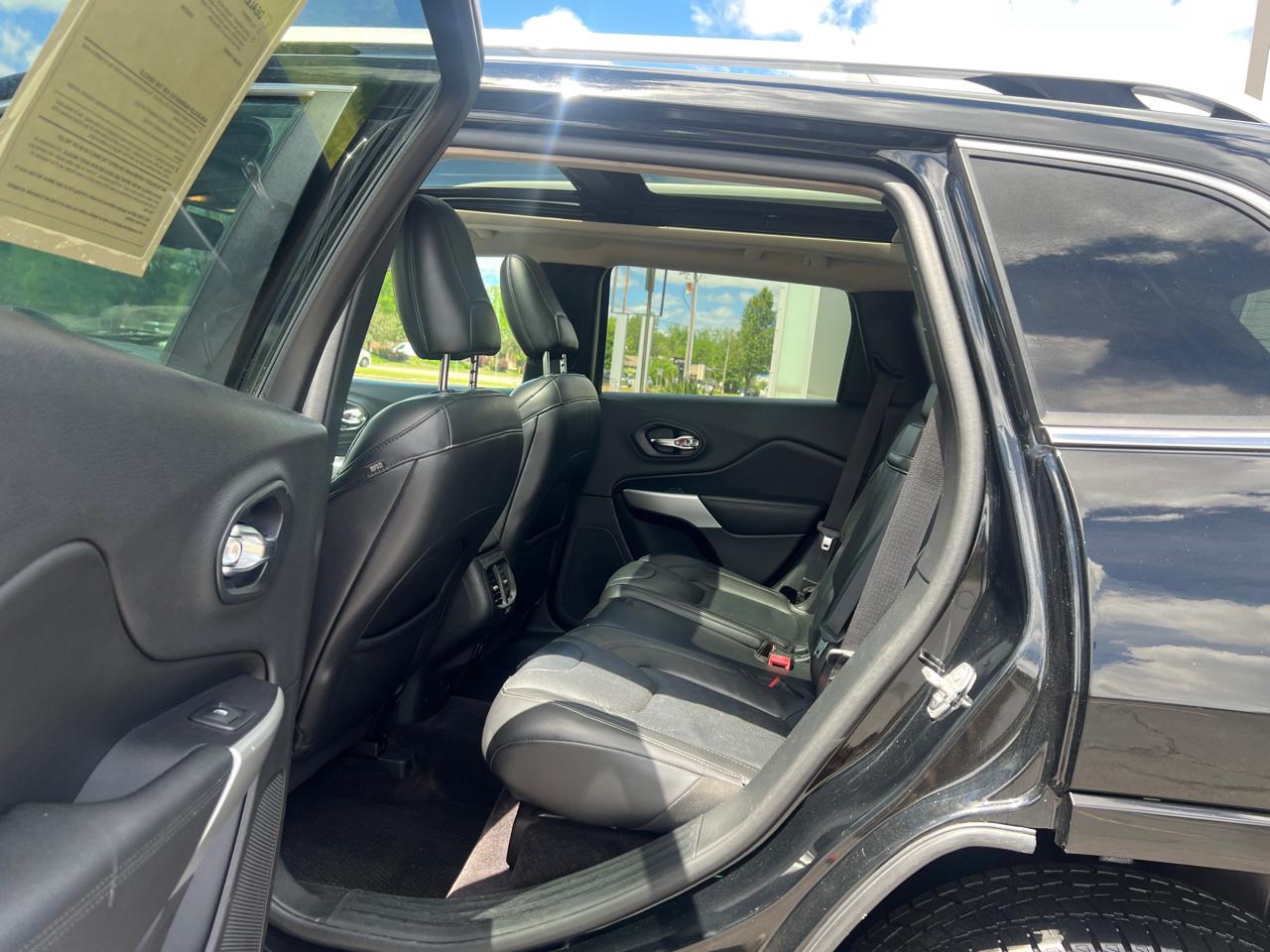Jeep Cherokee Overland 4WD 2018